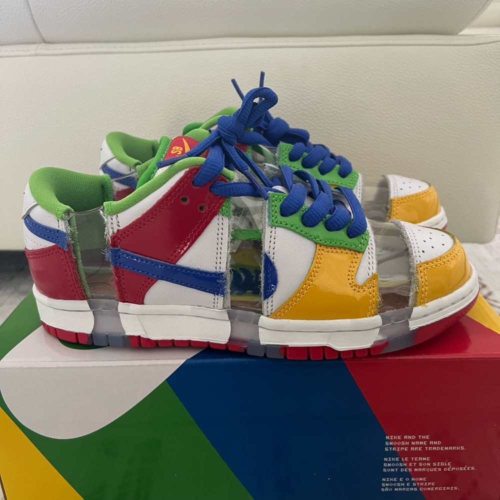 Nike SB Dunk Low - Sandy Bodecker